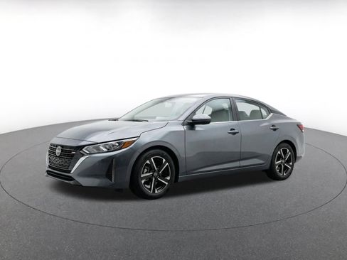 Used 2025 Nissan Sentra SV FWD image 3