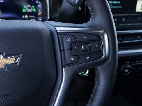 Used 2025 Chevrolet Silverado 3500 LT w/ Convenience Package image 26