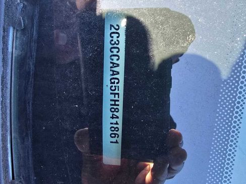 Used 2015 Chrysler 300 Limited image 10