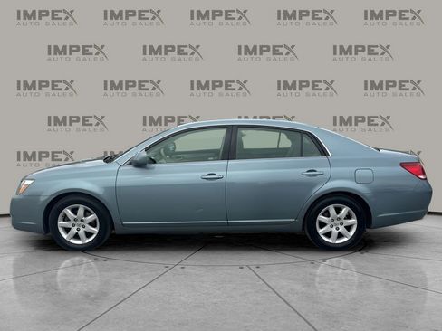 Used 2007 Toyota Avalon XL image 2