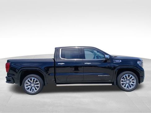 Certified 2025 GMC Sierra 1500 Denali w/ Denali Reserve Package AWD/4WD image 6