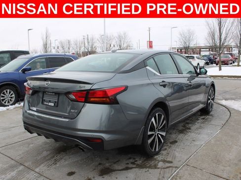 Certified 2021 Nissan Altima 2.5 SR image 7