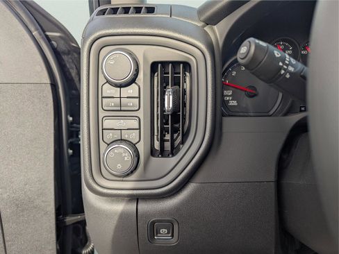 New 2026 Chevrolet Silverado 1500 Custom Trail Boss w/ LPO, Dark Essentials Package image 10