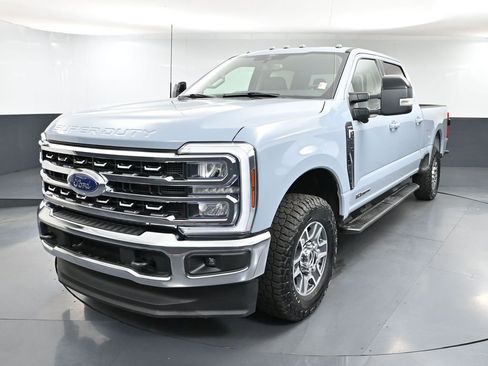 Used 2024 Ford F250 Lariat image 11