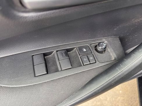 Used 2023 Toyota Corolla LE w/ LE Convenience Package image 21