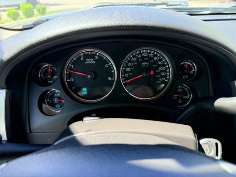 Used 2014 Chevrolet Silverado 3500 LTZ w/ LTZ Plus Package image 18