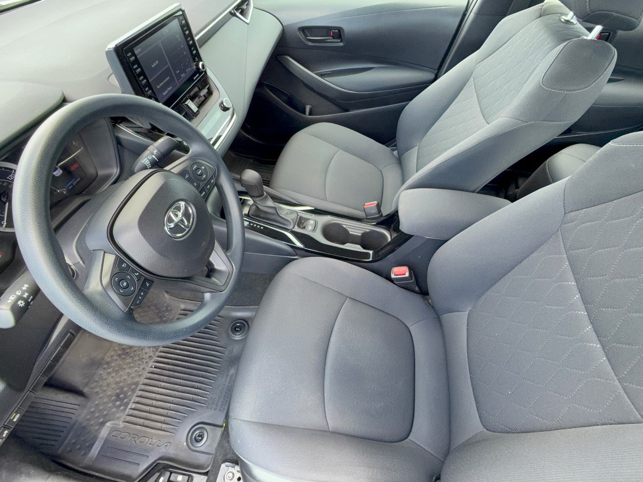 Certified 2022 Toyota Corolla LE FWD image 5
