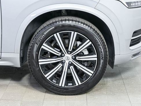Certified 2025 Volvo XC90 B5 Core AWD/4WD image 40