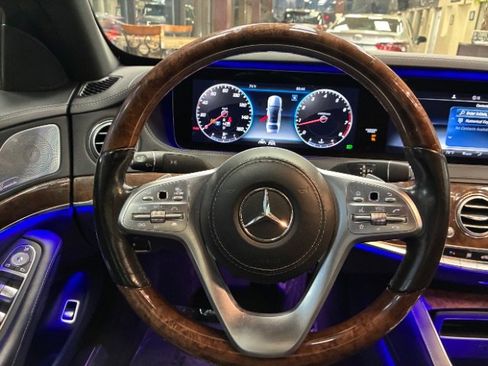 Used 2018 Mercedes-Benz S 560 4MATIC Sedan image 22