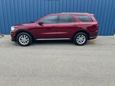 Used 2021 Dodge Durango SXT image 16