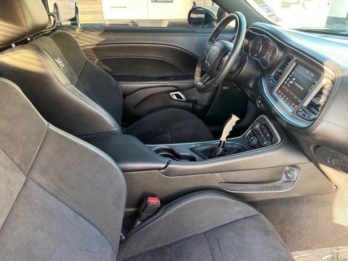 Used 2022 Dodge Challenger R/T Scat Pack w/ Plus Package image 11