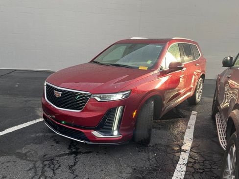 Used 2023 Cadillac XT6 Premium Luxury w/ Platinum Package FWD image 1