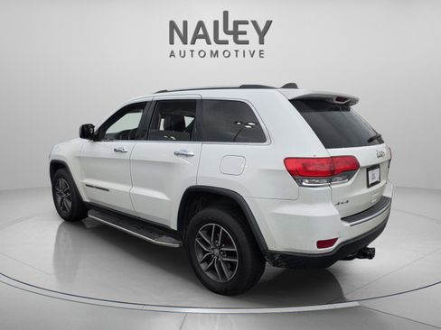 Used 2017 Jeep Grand Cherokee Limited w/ Luxury Group II image 4