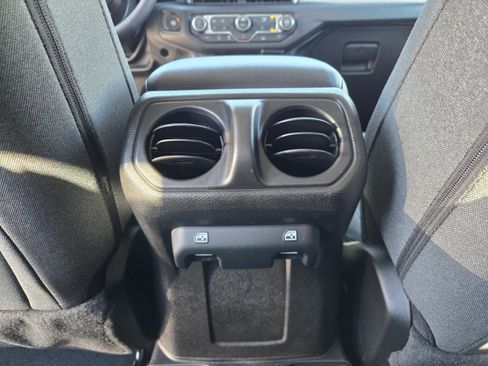 New 2026 Jeep Gladiator Sport image 29