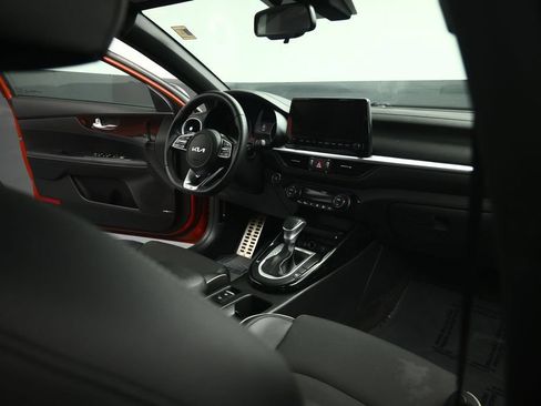 Certified 2022 Kia Forte GT-Line w/ GT-Line Premium Package FWD image 60