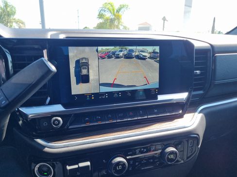 Used 2022 Chevrolet Silverado 1500 LT w/ All Star Edition Plus AWD/4WD image 30
