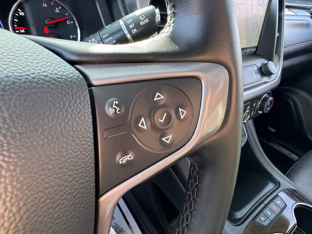 Used 2023 GMC Acadia AT4 w/ Technology Package AWD/4WD image 31