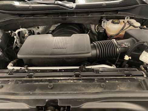 Used 2022 Chevrolet Silverado 1500 ZR2 w/ Technology Package image 29