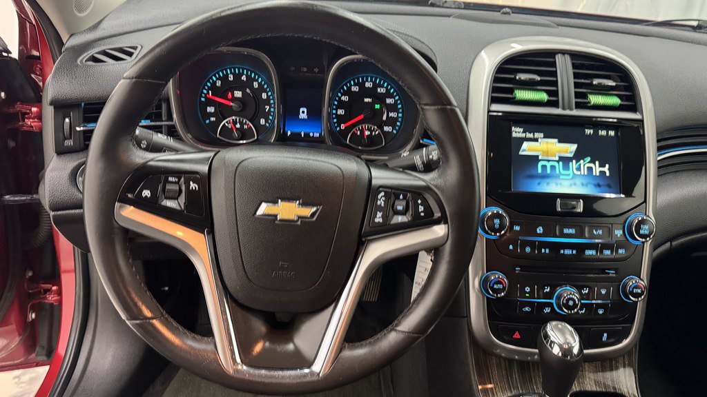 Used 2014 Chevrolet Malibu LT FWD image 17