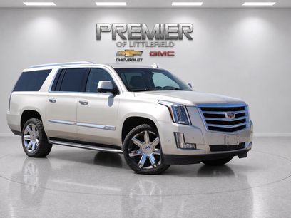 Used 2017 Cadillac Escalade ESV Luxury