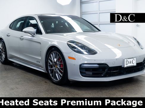 Used 2020 Porsche Panamera GTS image 1