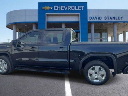 Used 2024 GMC Sierra 1500 SLE AWD/4WD image 5