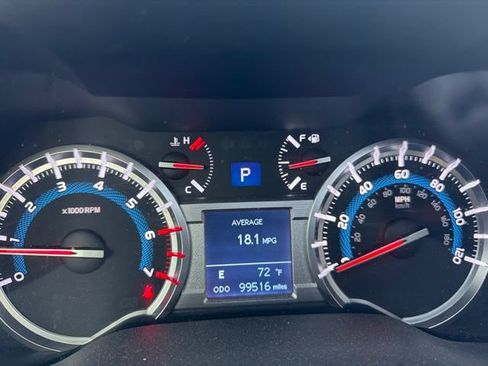 Used 2019 Toyota 4Runner SR5 Premium AWD/4WD image 12