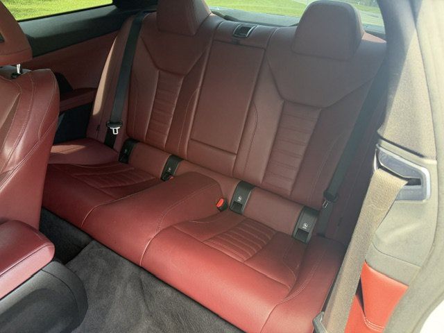 Used 2021 BMW 430i Coupe w/ Convenience Package RWD image 11
