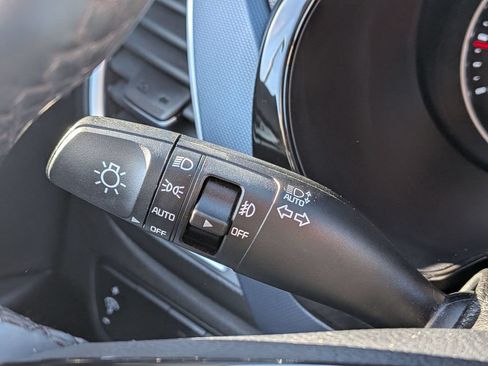 Used 2023 Kia Seltos S w/ Navigation Package AWD/4WD image 23
