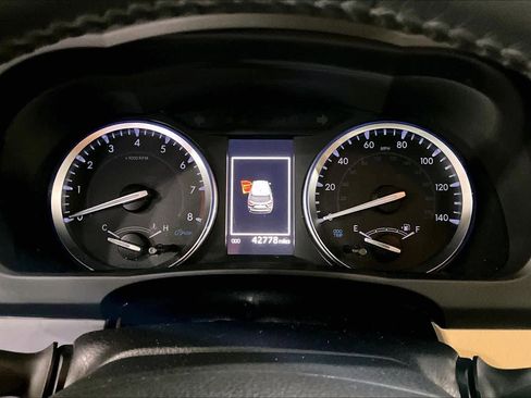 Used 2019 Toyota Highlander Limited image 49
