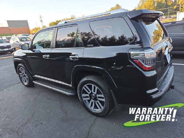 Used 2023 Toyota 4Runner Limited AWD/4WD image 5