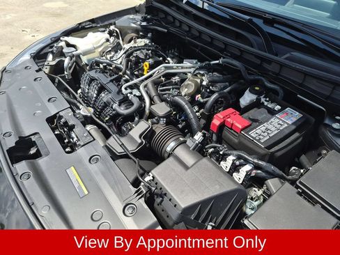 Used 2025 Nissan Altima 2.5 SV FWD image 34
