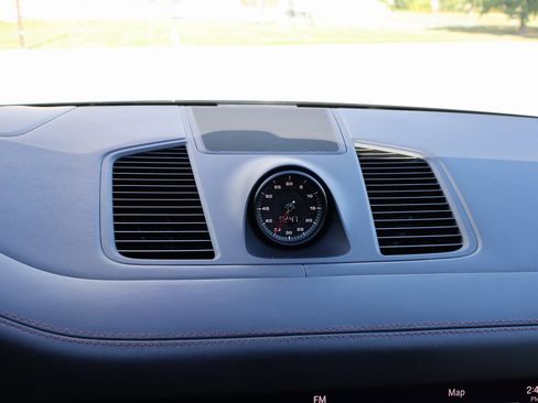 Used 2022 Porsche Cayenne GTS image 24