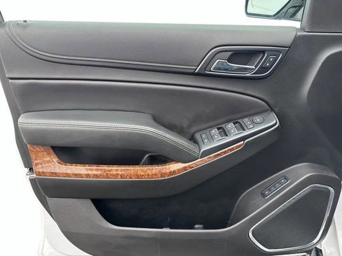 Used 2019 Chevrolet Tahoe Premier image 11