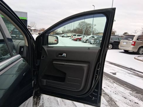 Used 2010 Ford Edge Limited FWD image 17