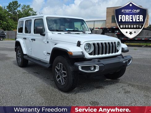 Used 2026 Jeep Wrangler Unlimited Sahara AWD/4WD image 9