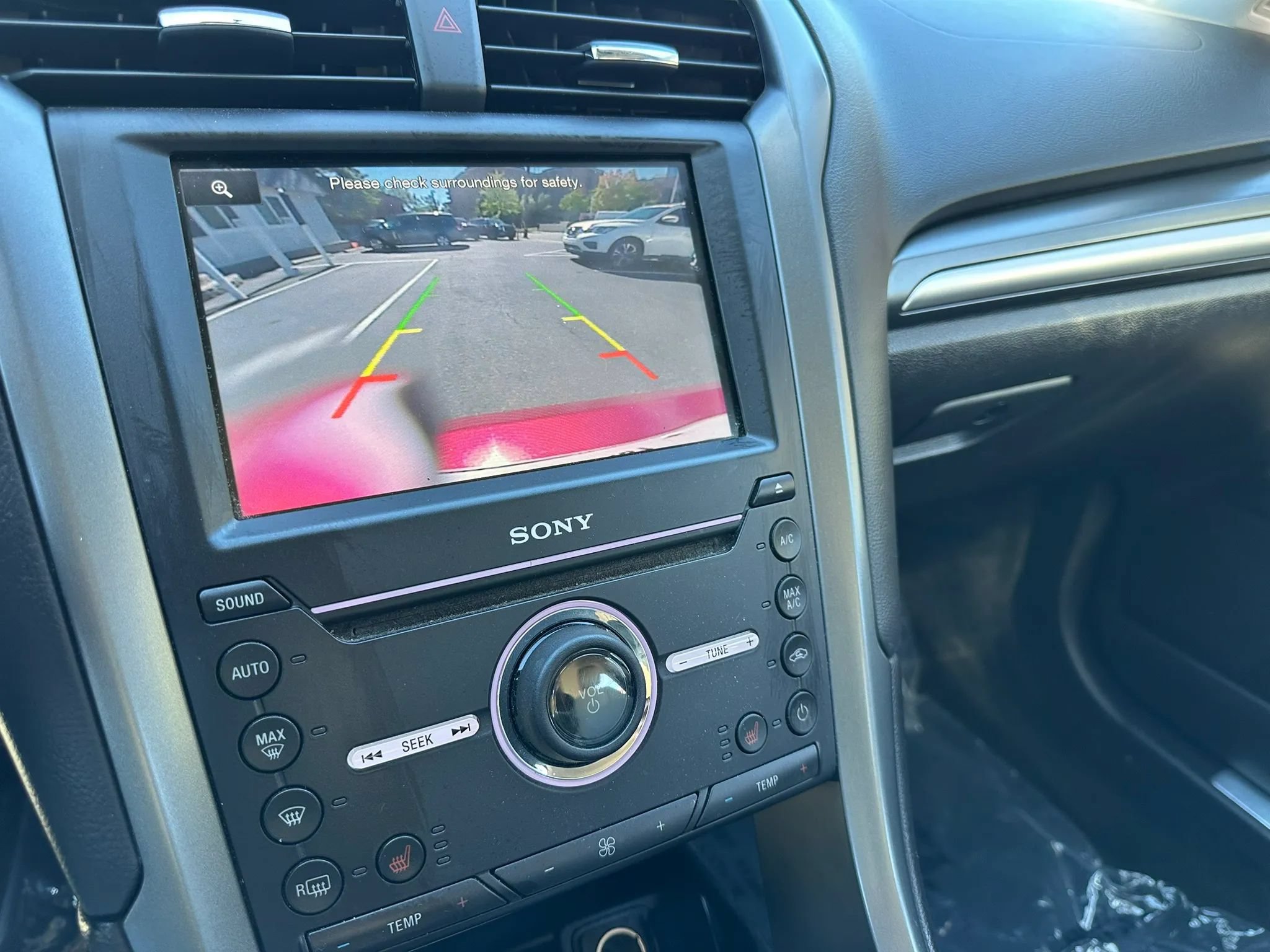 Used 2016 Ford Fusion Titanium AWD/4WD image 23