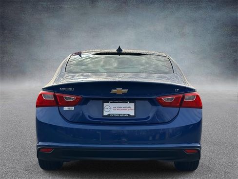Used 2023 Chevrolet Malibu LT image 3
