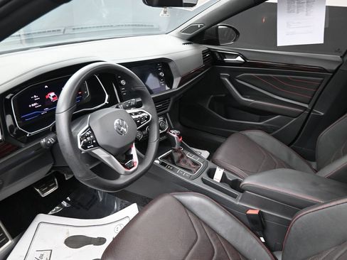 Used 2024 Volkswagen Jetta GLI Autobahn image 27