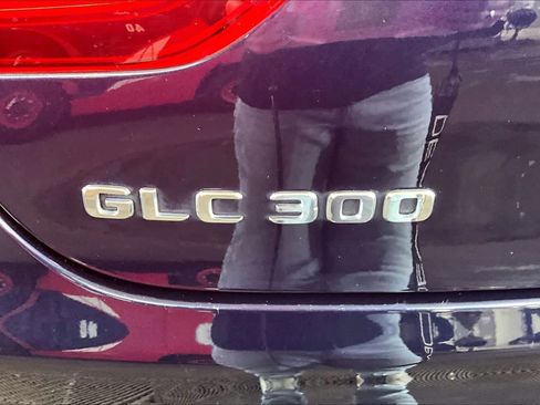Used 2023 Mercedes-Benz GLC 300 4MATIC Coupe image 10