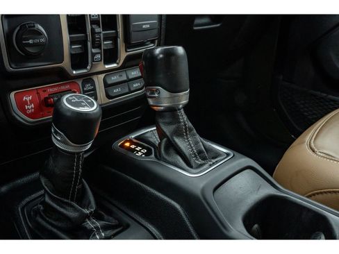 Used 2021 Jeep Gladiator Rubicon image 24