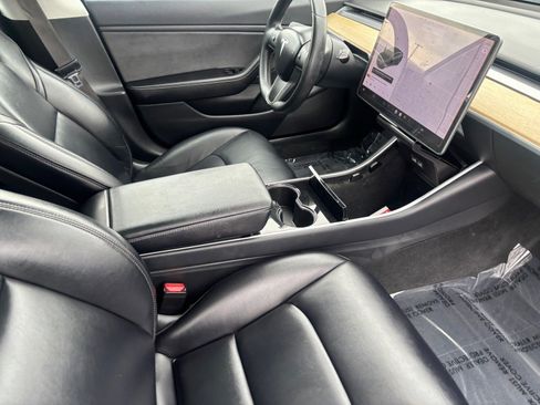 Used 2018 Tesla Model 3 Long Range image 14