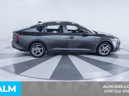 Used 2025 Kia K4 FWD image 11