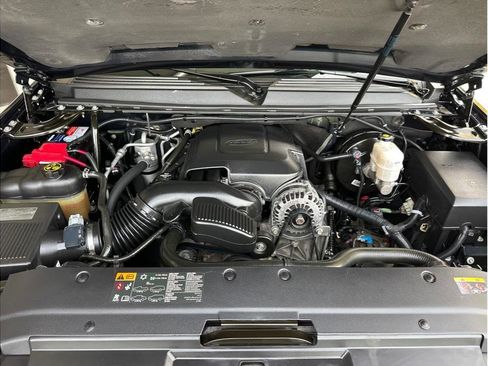 Used 2013 GMC Yukon Denali image 31