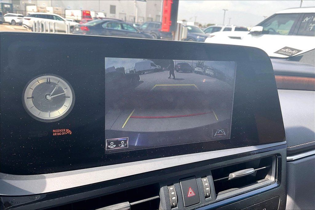 Used 2022 Lexus ES 350 w/ Premium Package FWD image 21