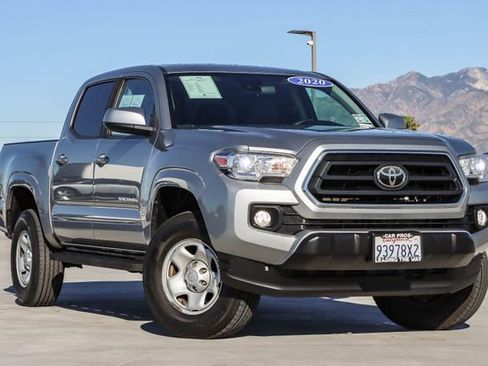 Used 2020 Toyota Tacoma SR5 image 2