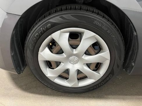 Used 2015 MAZDA MAZDA3 i Sport FWD image 28