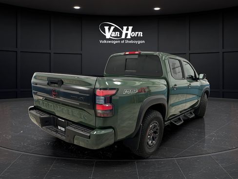 Used 2025 Nissan Frontier PRO-4X AWD/4WD image 7