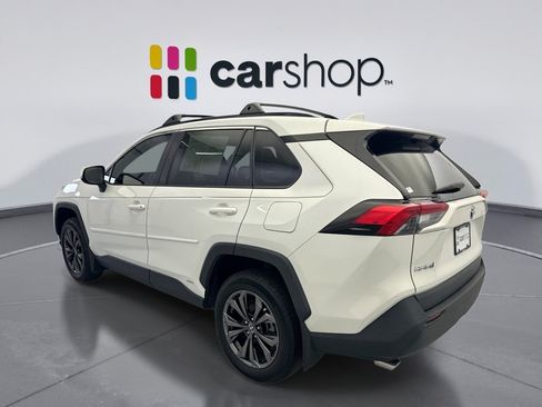 Used 2022 Toyota RAV4 XLE Premium AWD/4WD image 3