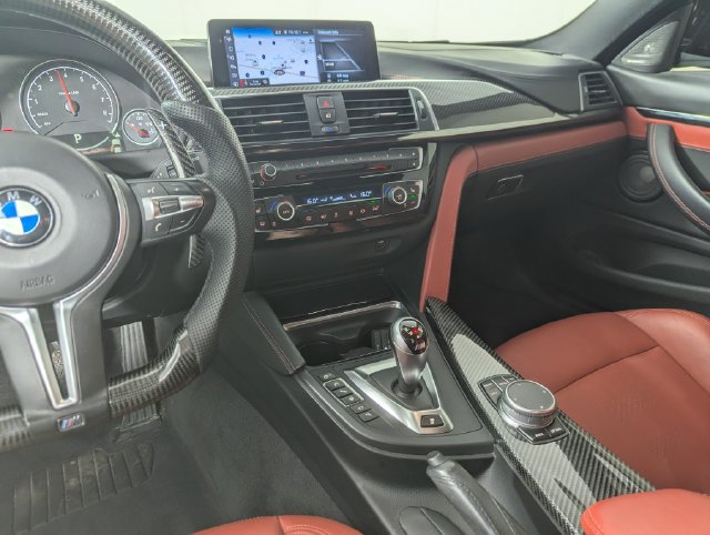 Used 2020 BMW M4 Coupe RWD image 15
